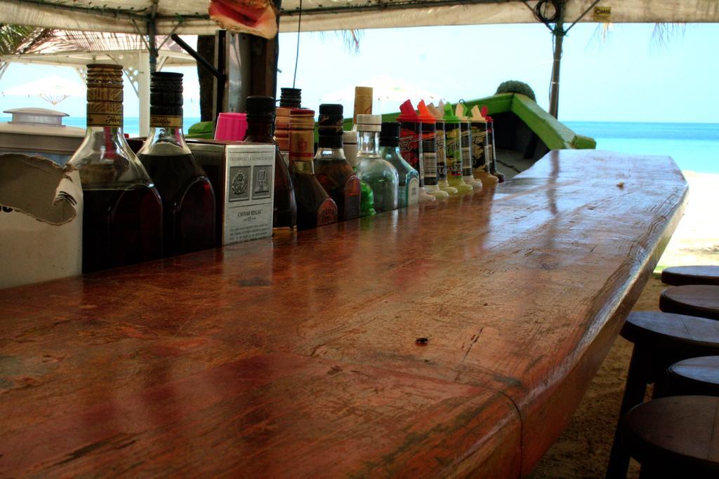 Arenas Beach Hotel Corn Island Extérieur photo