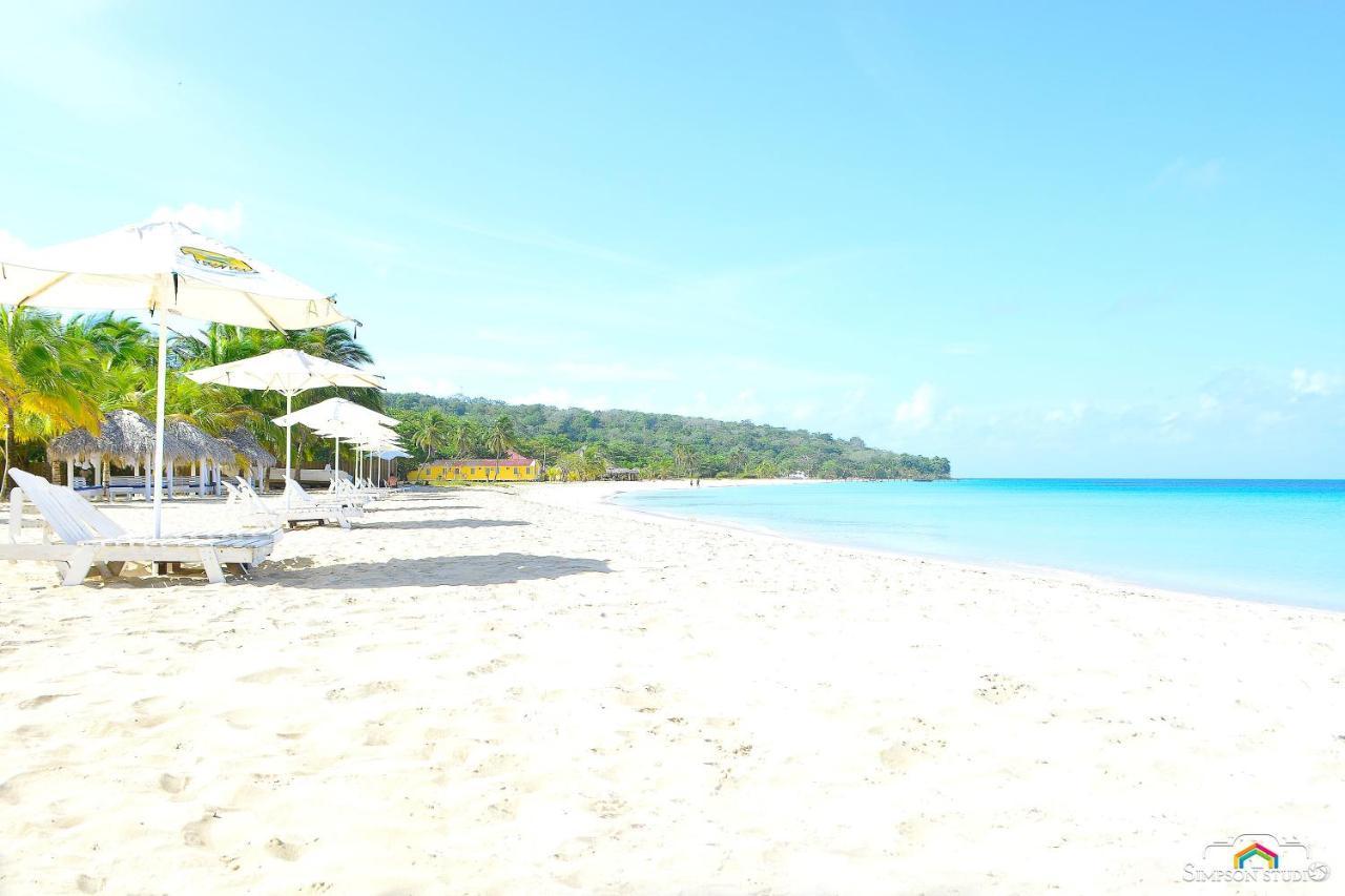 Arenas Beach Hotel Corn Island Extérieur photo